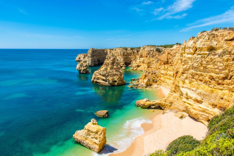 Brave New You-Breaking the glass ceiling – 37th YEU Convention | 21 June-1 July 2018, Algarve region, Portugal