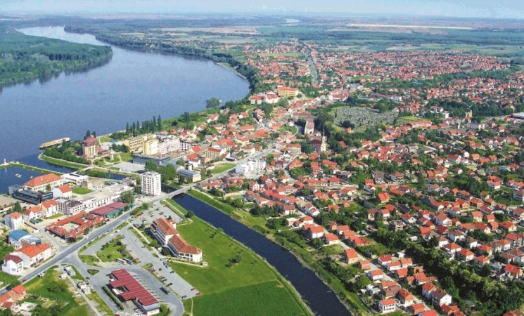 Youth for elders (Youth Peace Group Danube)