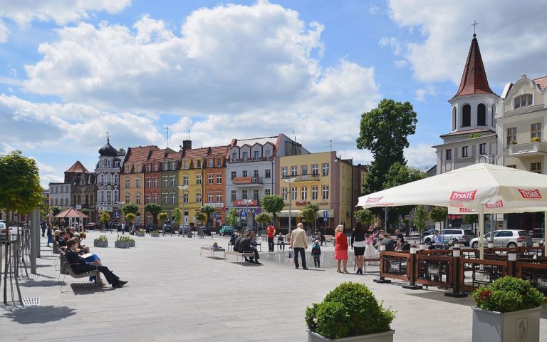 Volunteering opportunity in Poland – BRODNICA – We give our time to people in need.